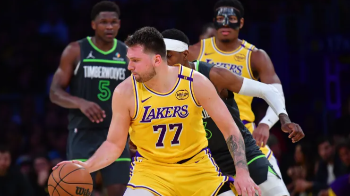 尼克斯与快船精彩对决赛季值得关注 